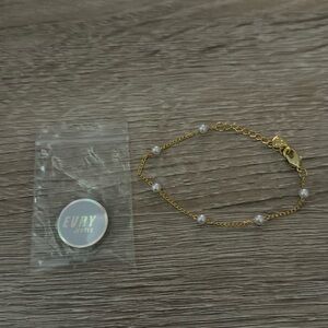 brand new lover girl gold bracelet